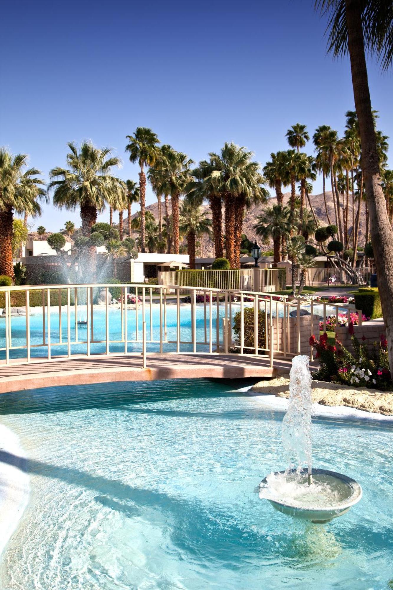 Desert Isle Resort 棕榈泉 外观 照片